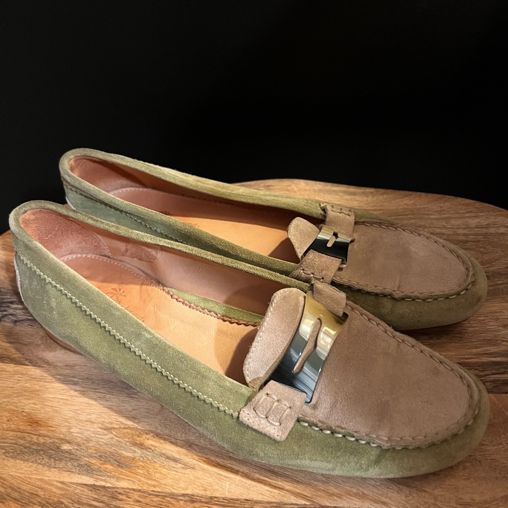 Tommy Bahama Leather Green Womens Loafers 8.5